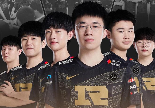 起伏不定 起伏不定