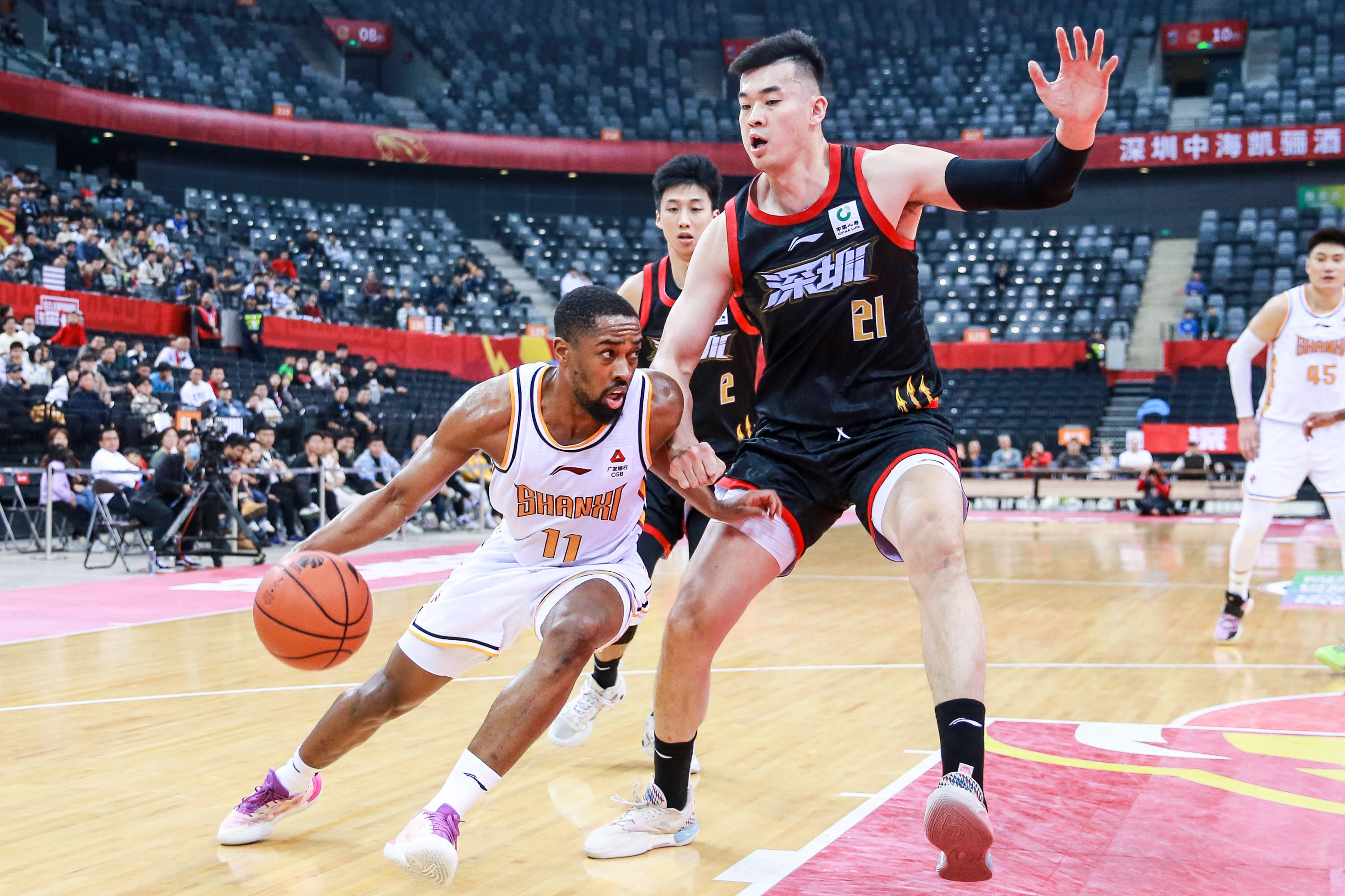 更需要与搭 更需要与搭