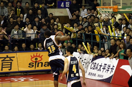 英超聯賽 利物浦主場2：0擊敗紐卡素 榜首優勢擴大至13分